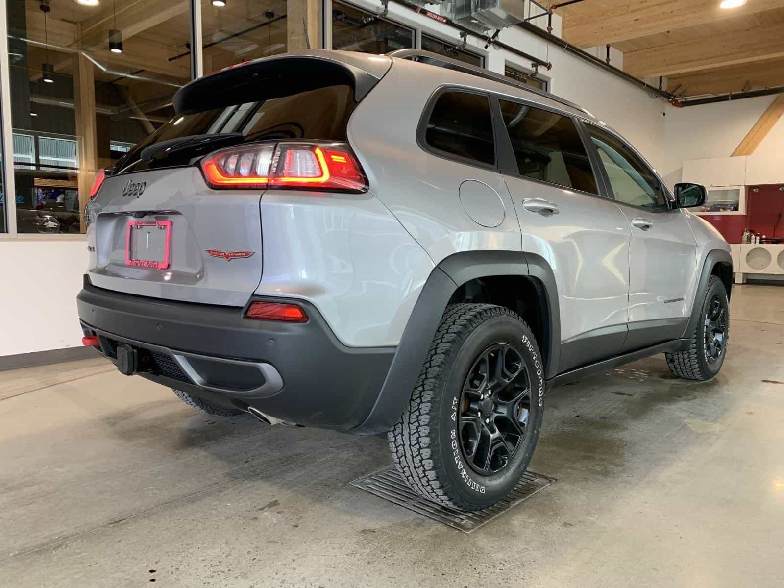 Image 10 Jeep Cherokee Trailhawk Elite 2020