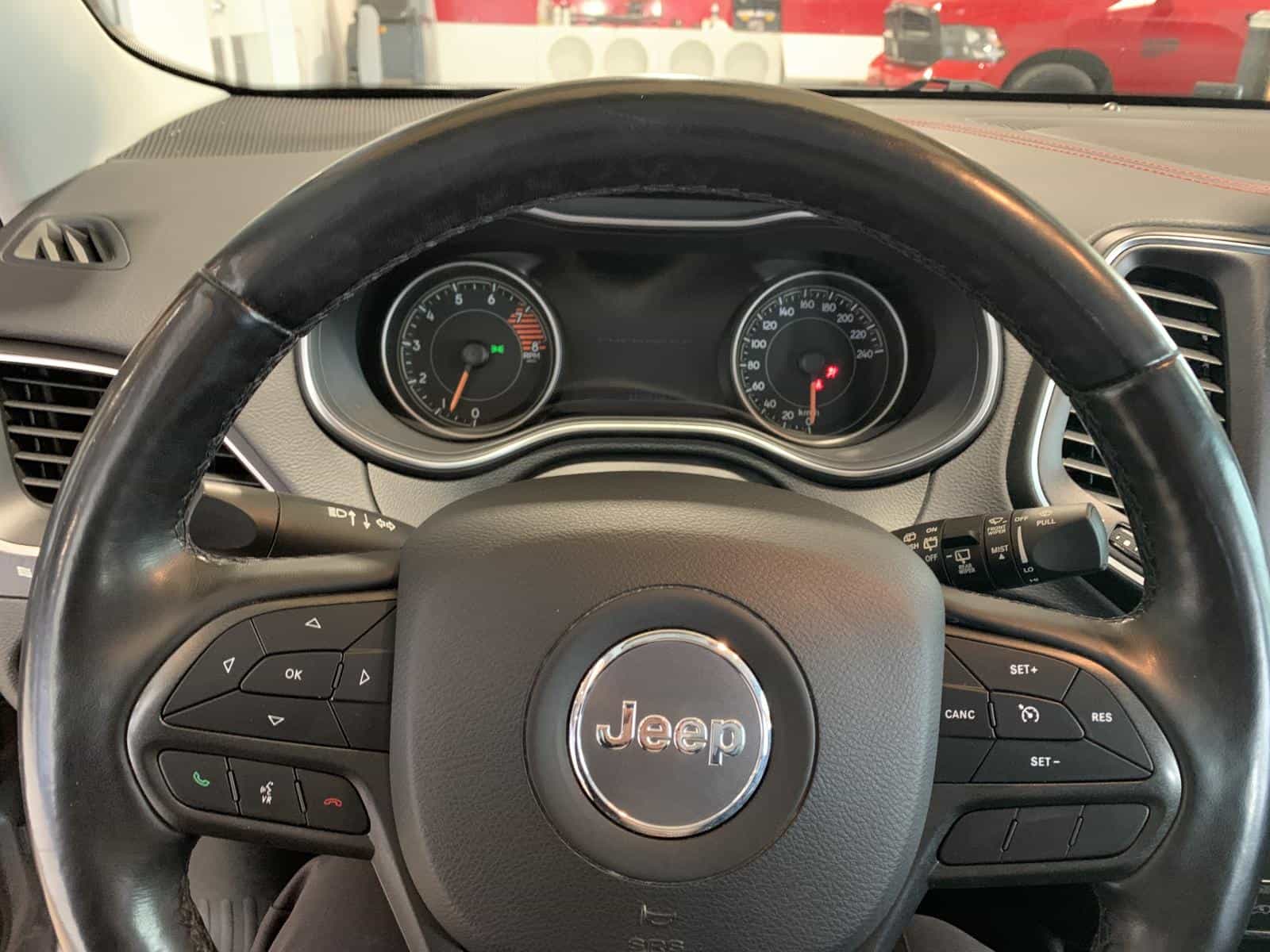 Image 29 Jeep Cherokee Trailhawk Elite 2020