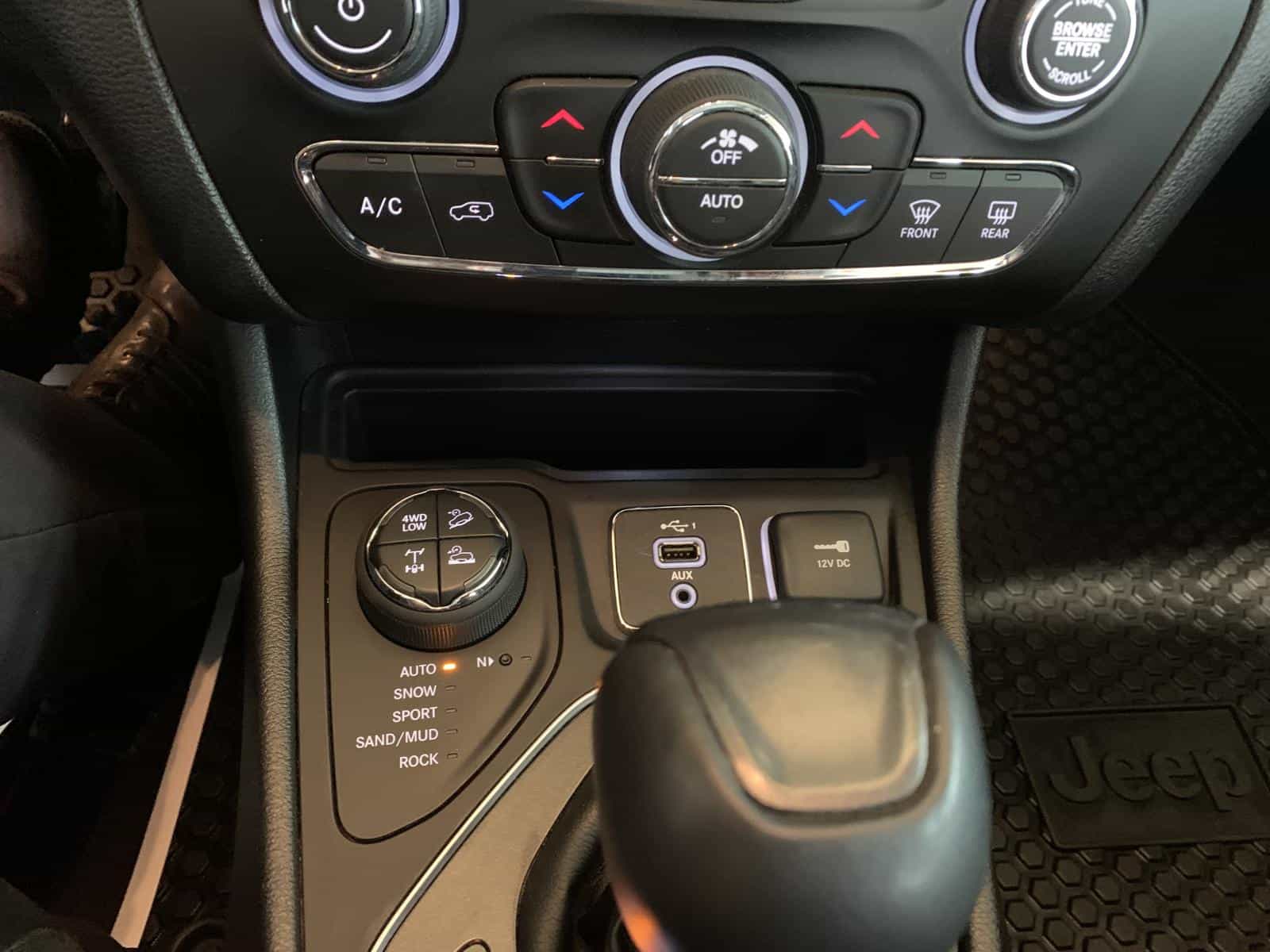 Image 34 Jeep Cherokee Trailhawk Elite 2020