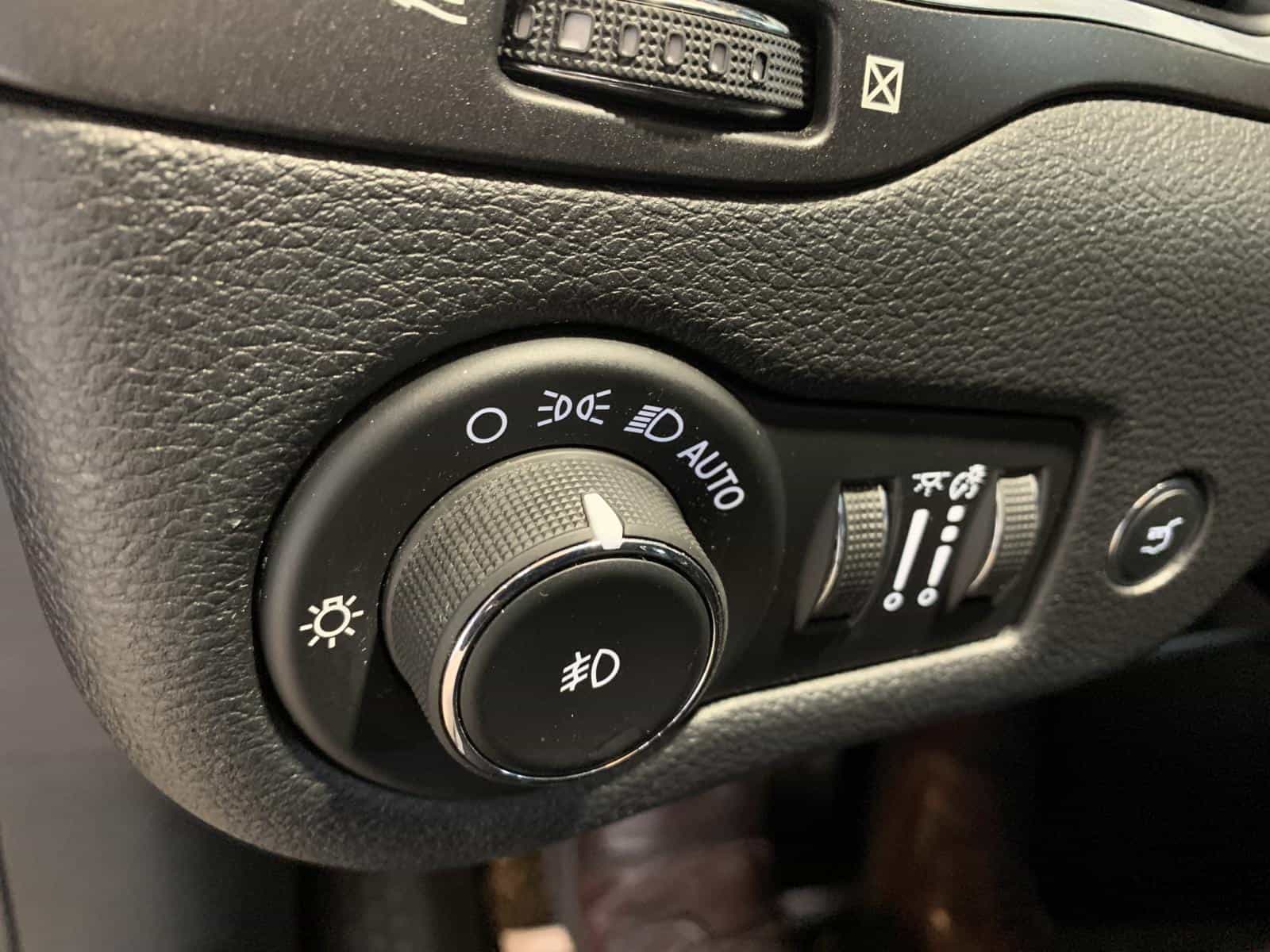 Image 43 Jeep Cherokee Trailhawk Elite 2020