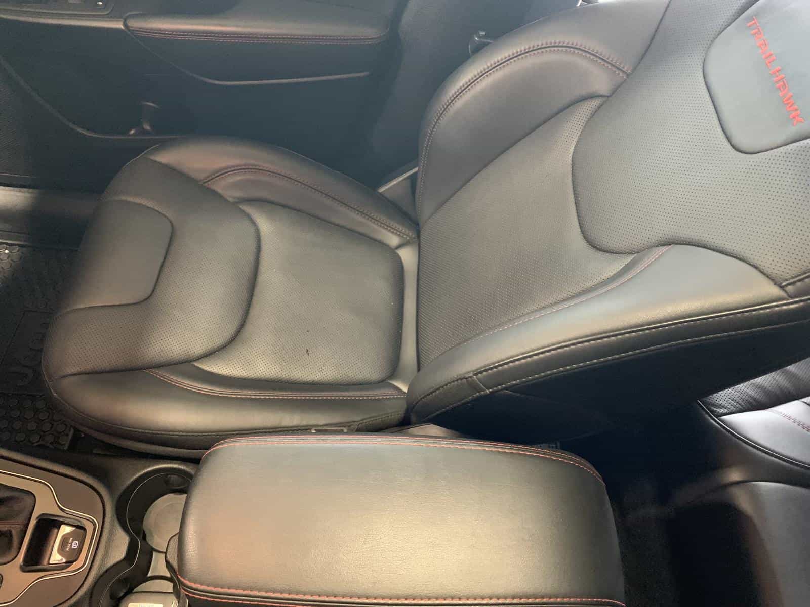 Image 51 Jeep Cherokee Trailhawk Elite 2020