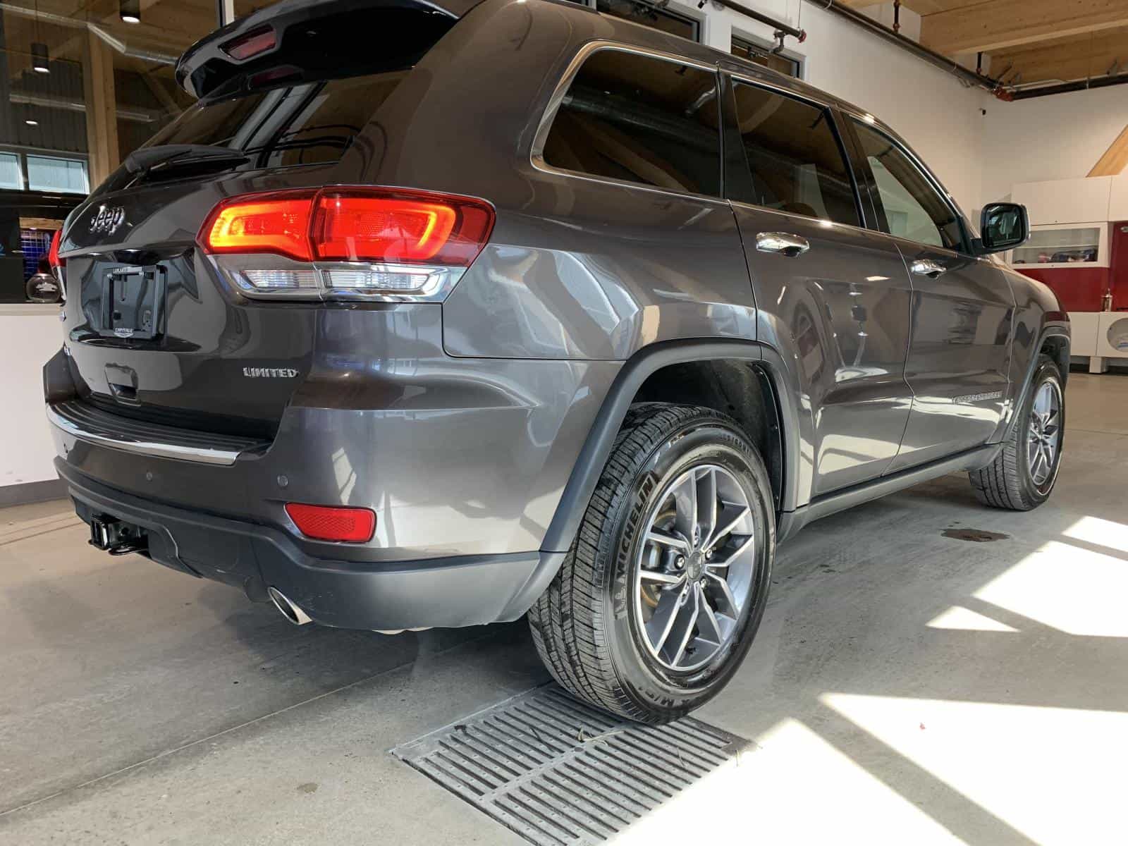 Image 5 Jeep Grand Cherokee Limited 2020