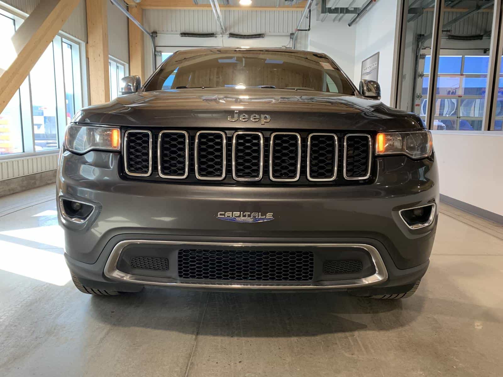 Image 7 Jeep Grand Cherokee Limited 2020