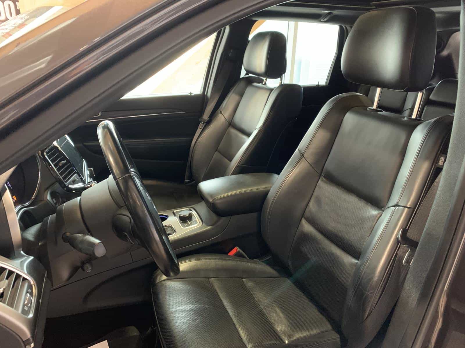 Image 13 Jeep Grand Cherokee Limited 2020