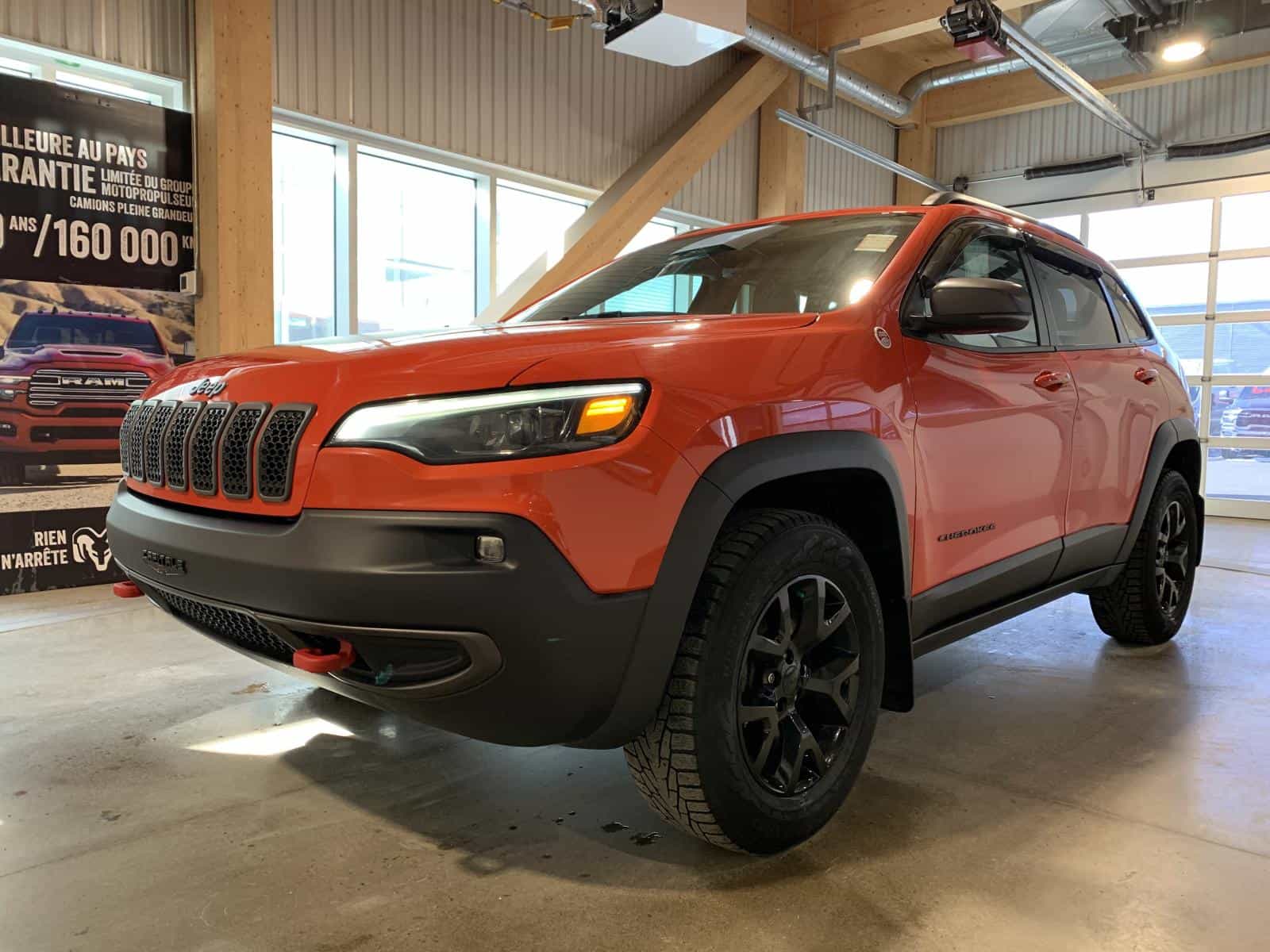 Image 2 Jeep Cherokee Trailhawk 2021