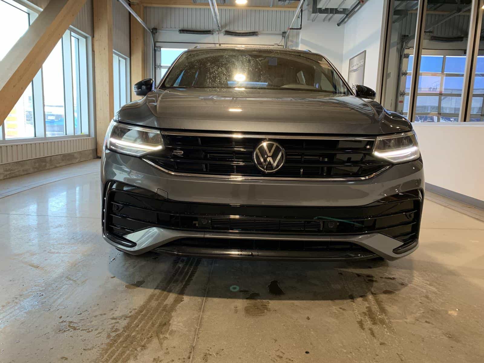 Image 7 Volkswagen Tiguan Comfortline R-L Blk 2023