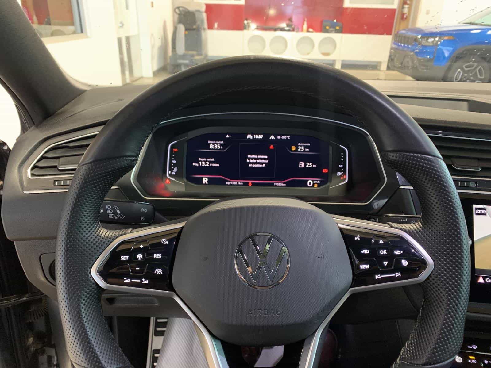 Image 18 Volkswagen Tiguan Comfortline R-L Blk 2023