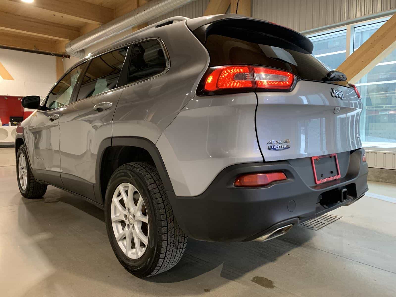 Image 3 Jeep Cherokee North 2016