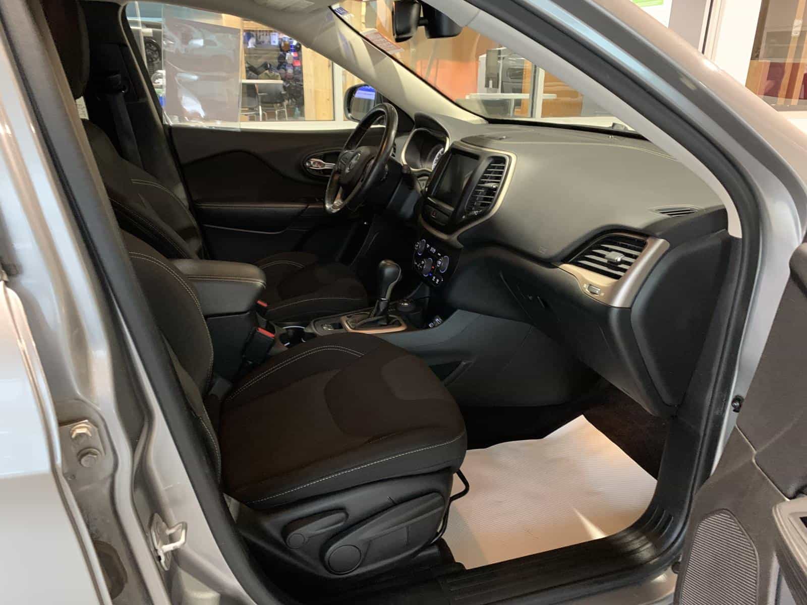 Image 9 Jeep Cherokee North 2016