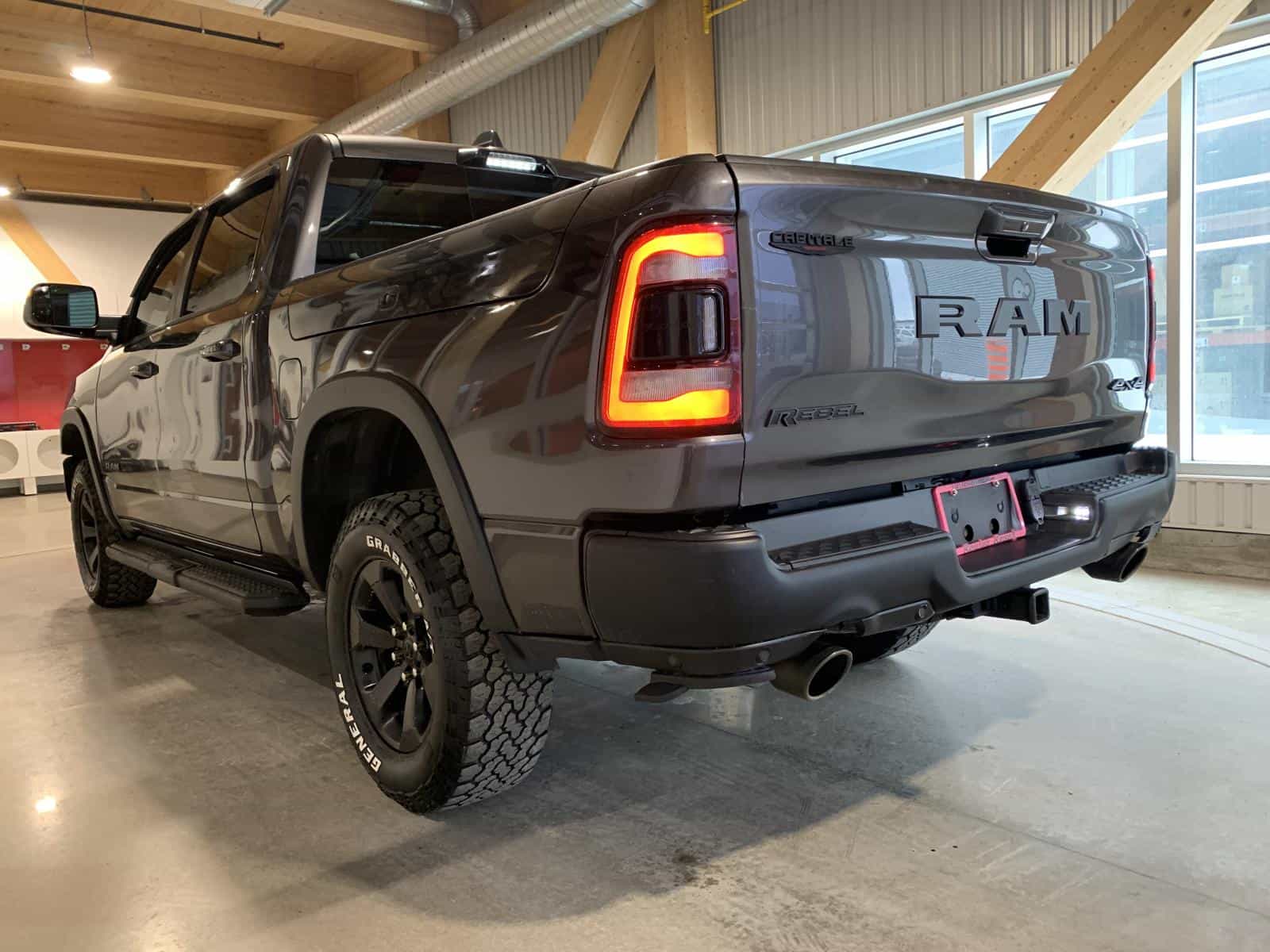 Image 3 RAM 1500 Rebel 2021