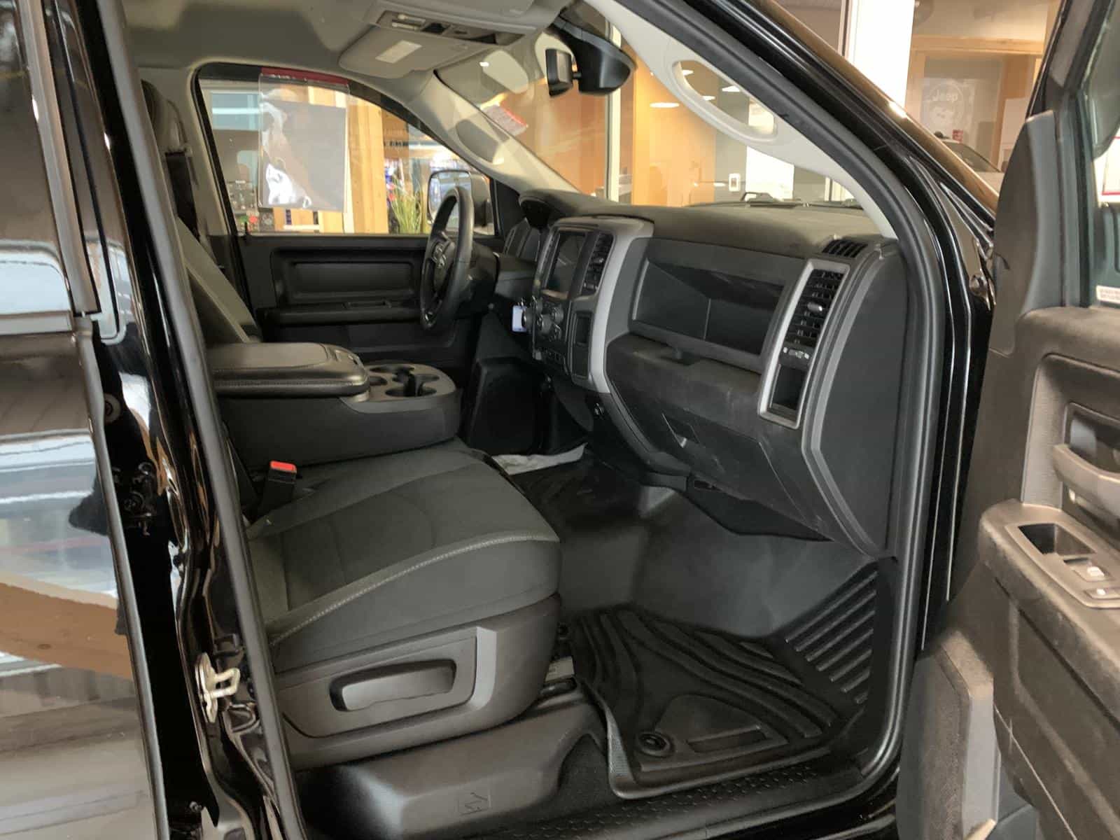 Image 10 RAM 1500 Classic Tradesman 2023