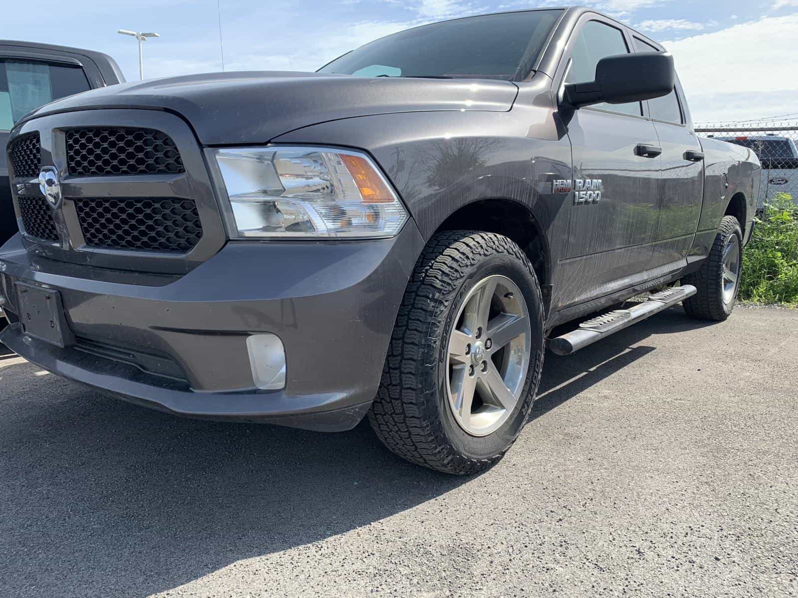 Image 1 RAM 1500 Express 2017