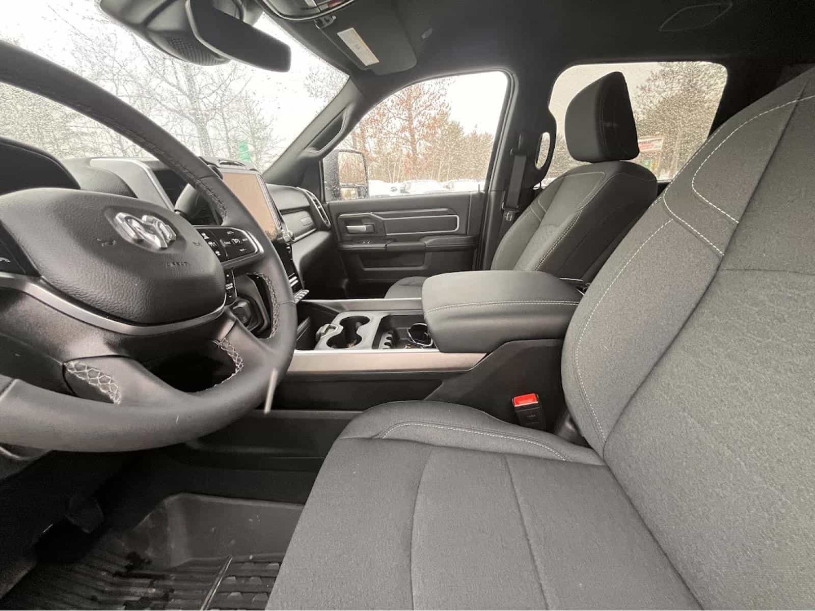 2025 RAM 2500 Big Horn - Image 17