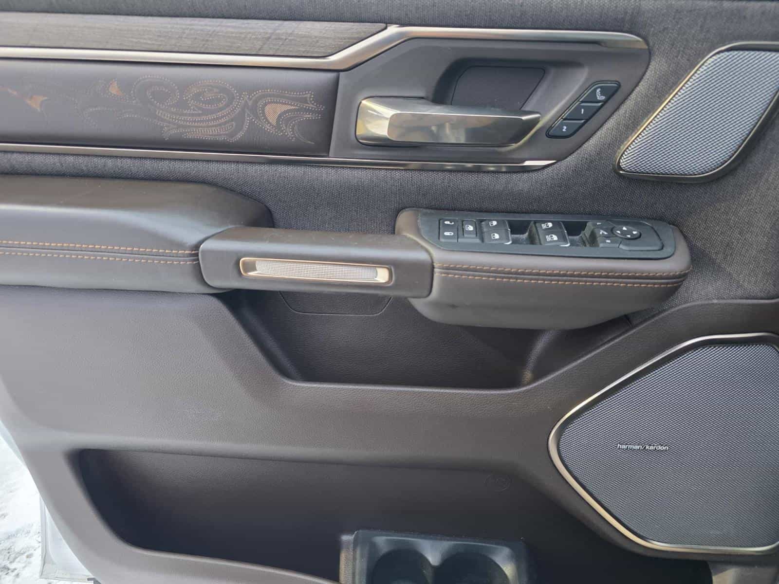 Image 9 RAM 1500 Limited Longhorn 2025