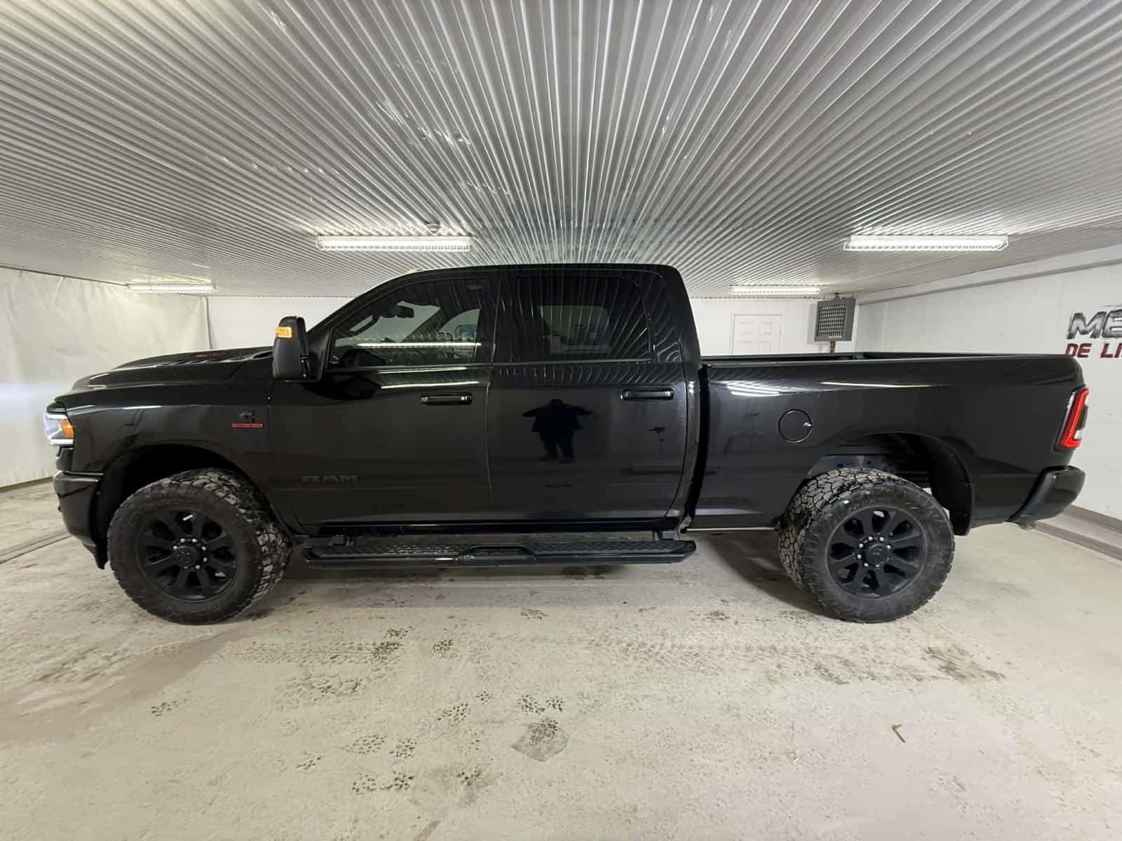 2023 RAM 2500 LARAMIE Laramie - Image 2