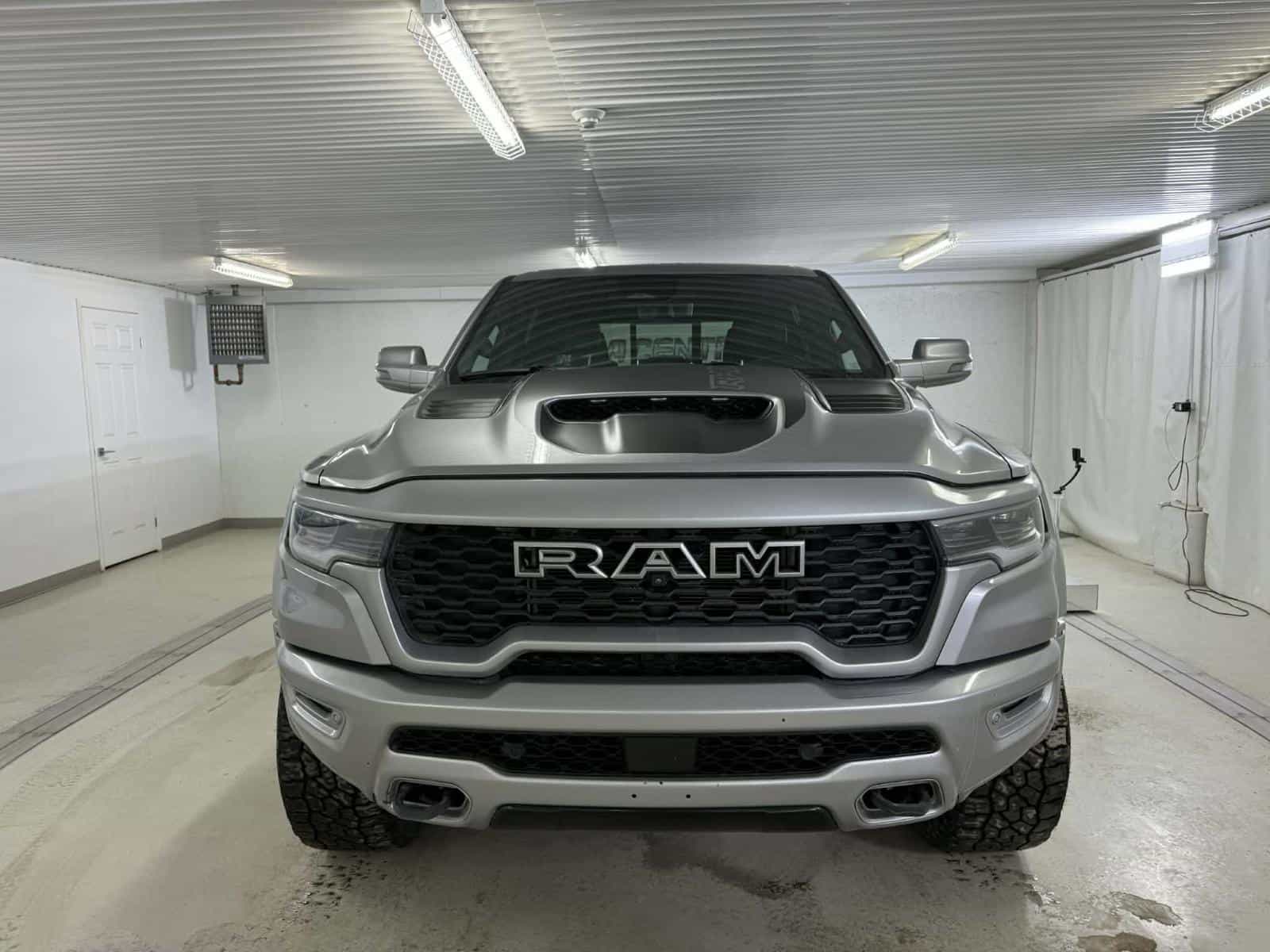 Image 8 RAM 1500 RHO 2025