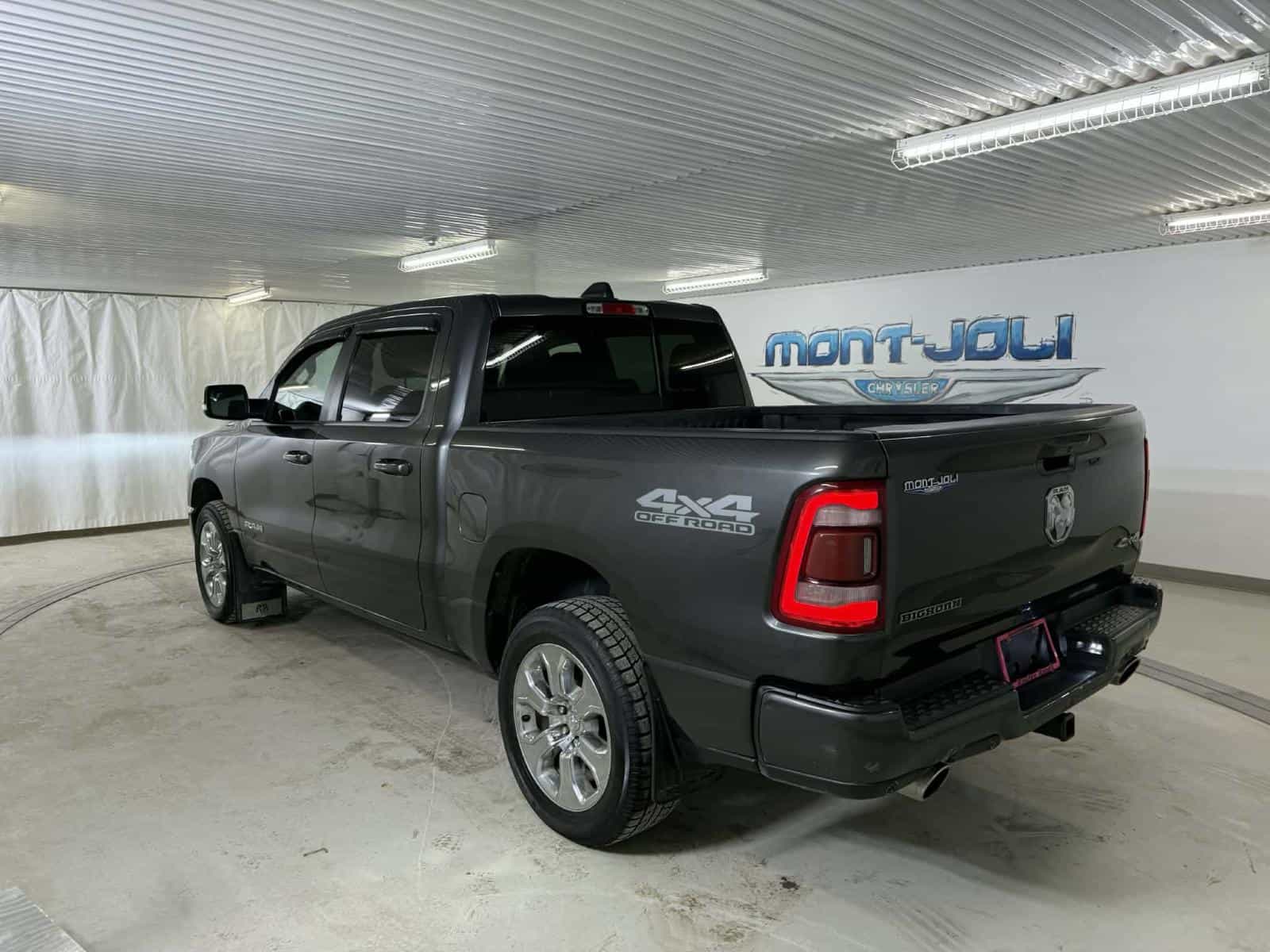 2019 RAM 1500 Big Horn/Lone Star Big Horn - Image 2