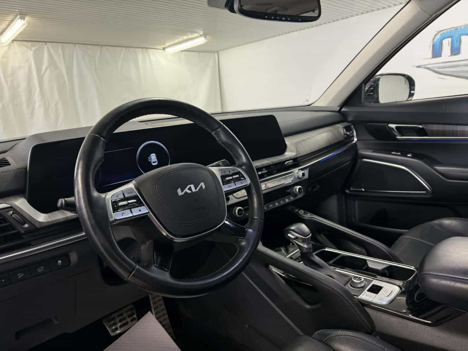 2024 Kia Telluride SX - Image 12