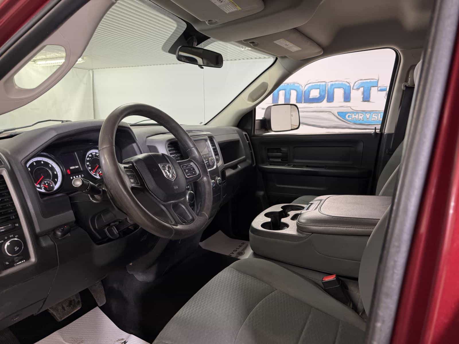 Image 11 RAM 1500 ST 2015