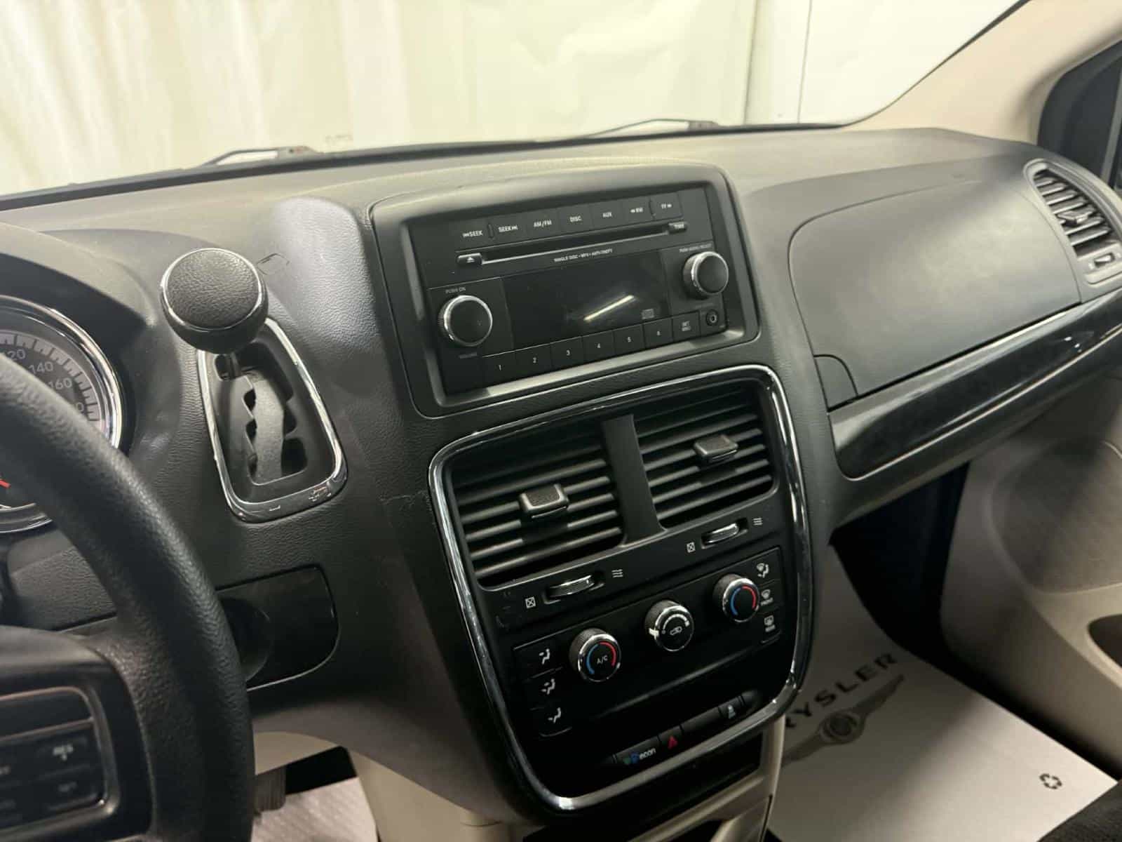 Image 14 Dodge Grand Cara Canada Value Package 2017