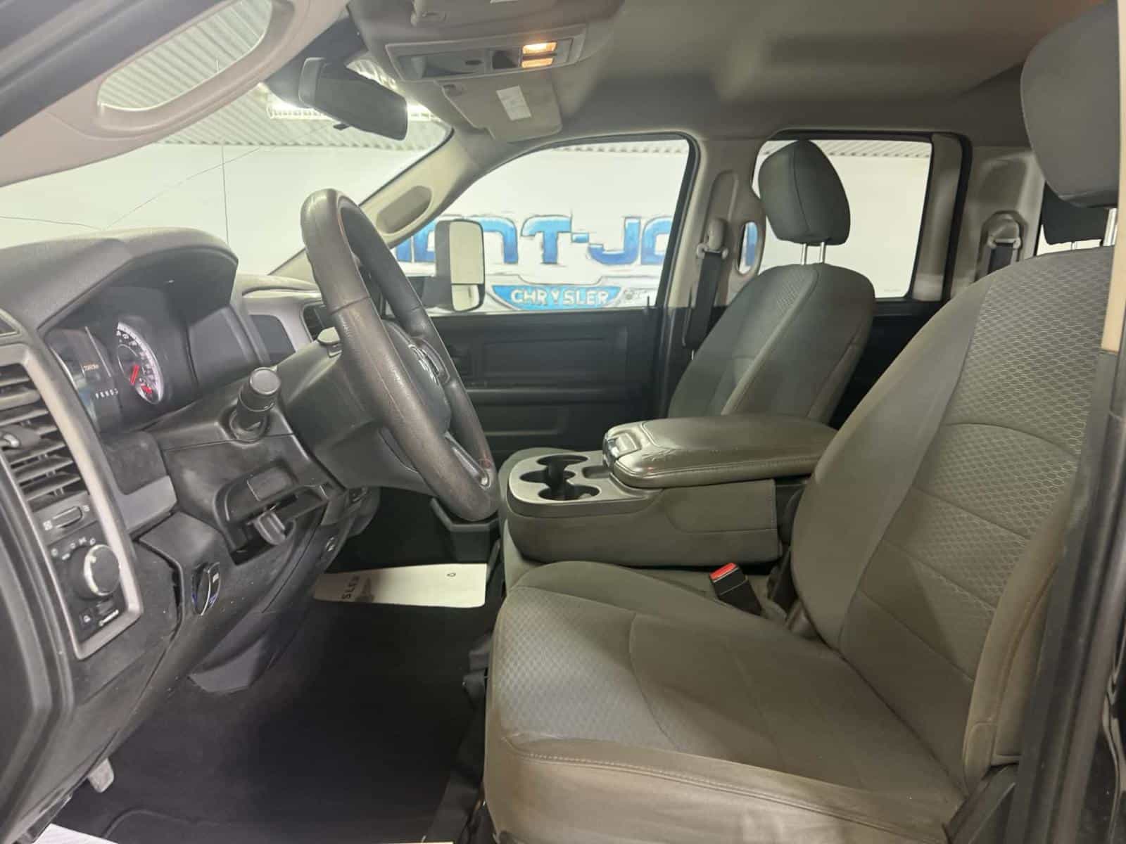 Image 11 RAM 1500 Tradesman 2016