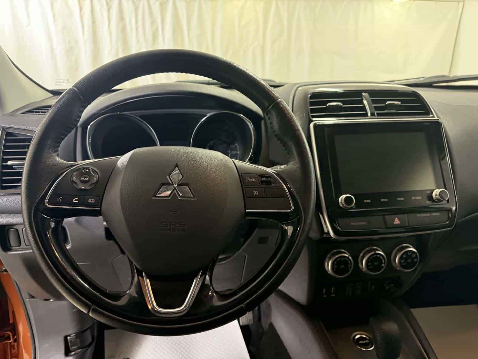 Image 14 Mitsubishi RVR SEL 2022