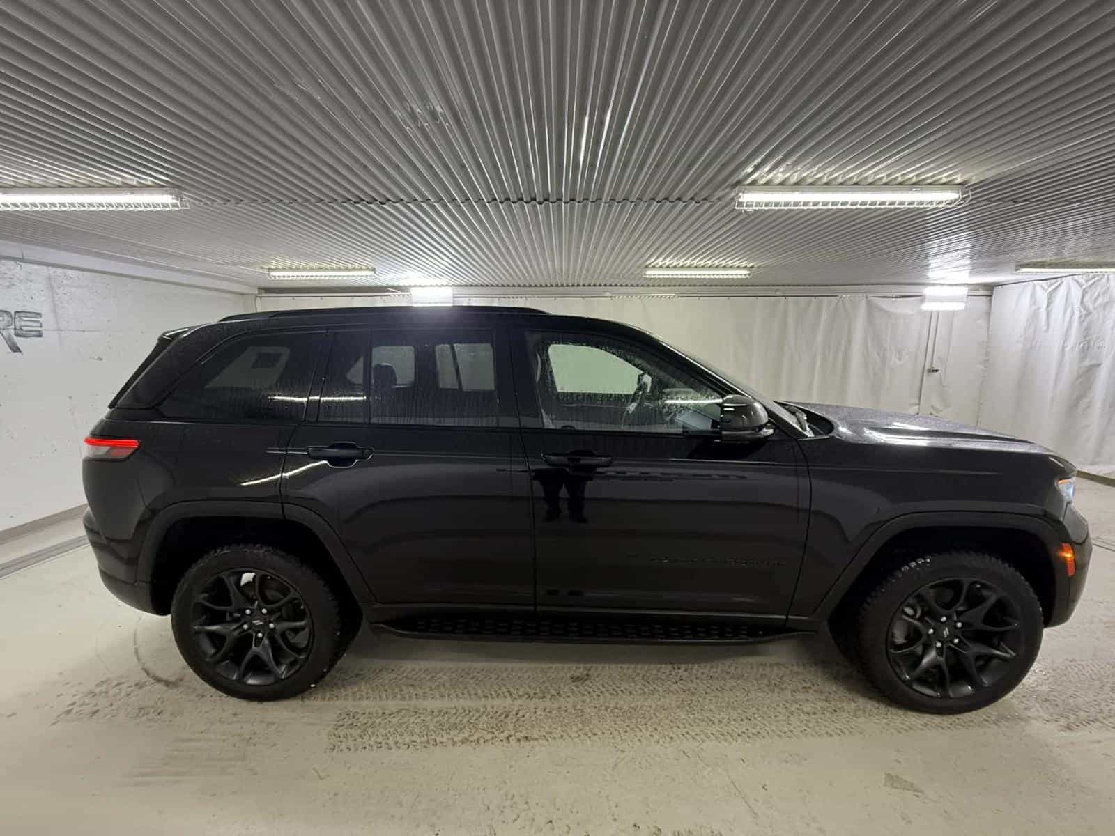 Image 7 Jeep Grand Cherokee Limited 2024