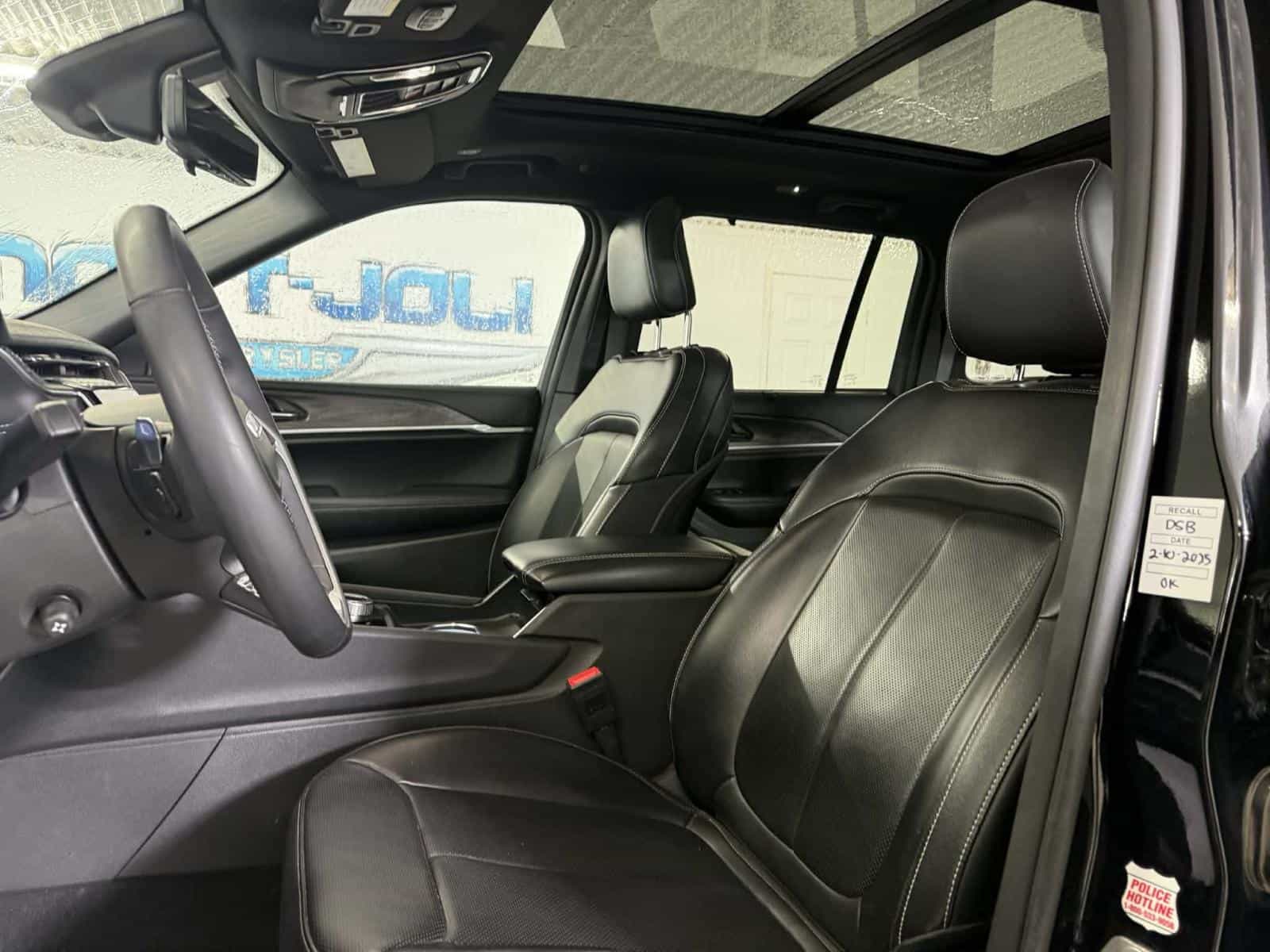 Image 12 Jeep Grand Cherokee Limited 2024