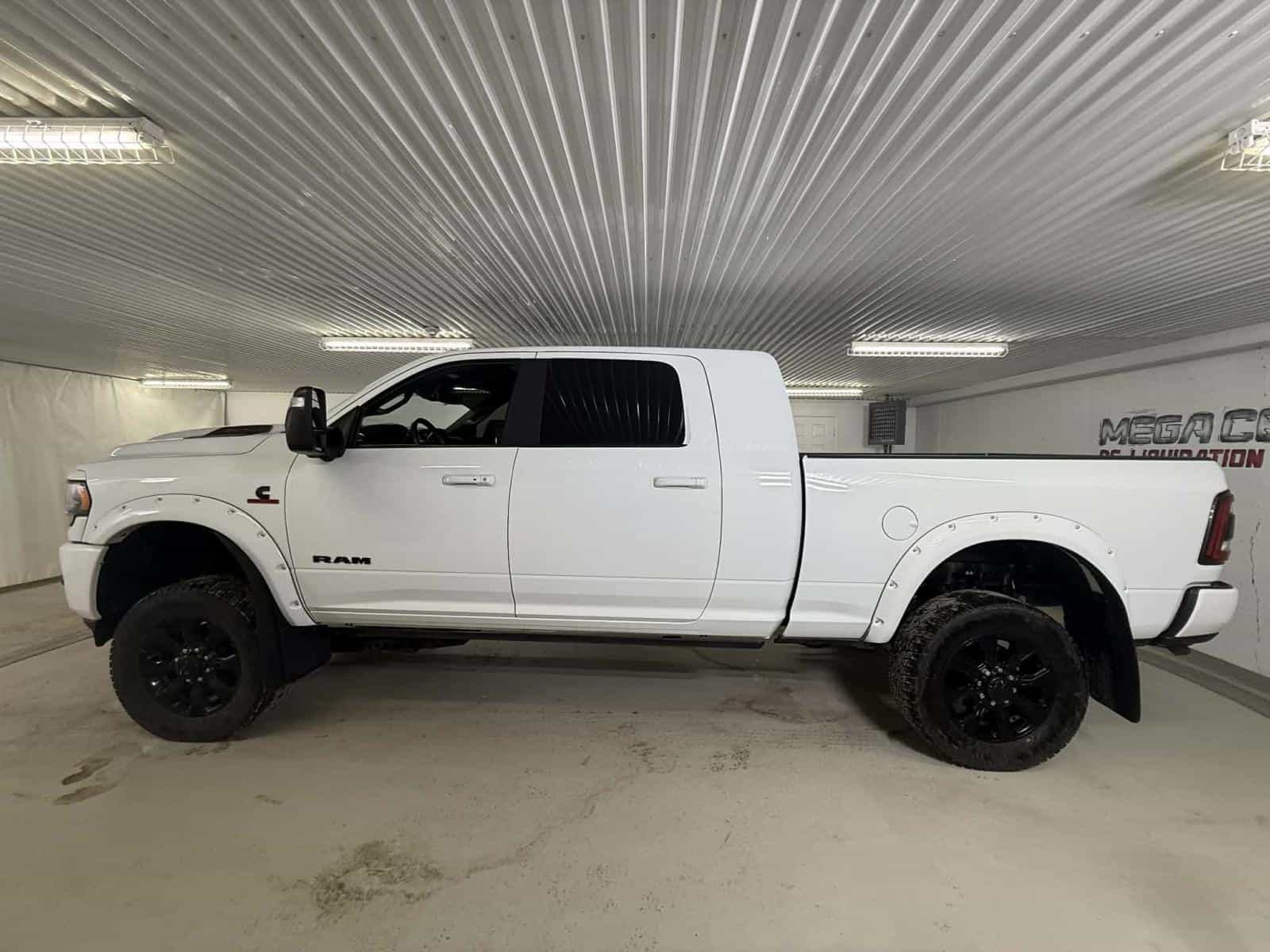 Image 3 RAM 2500 Limited 2024