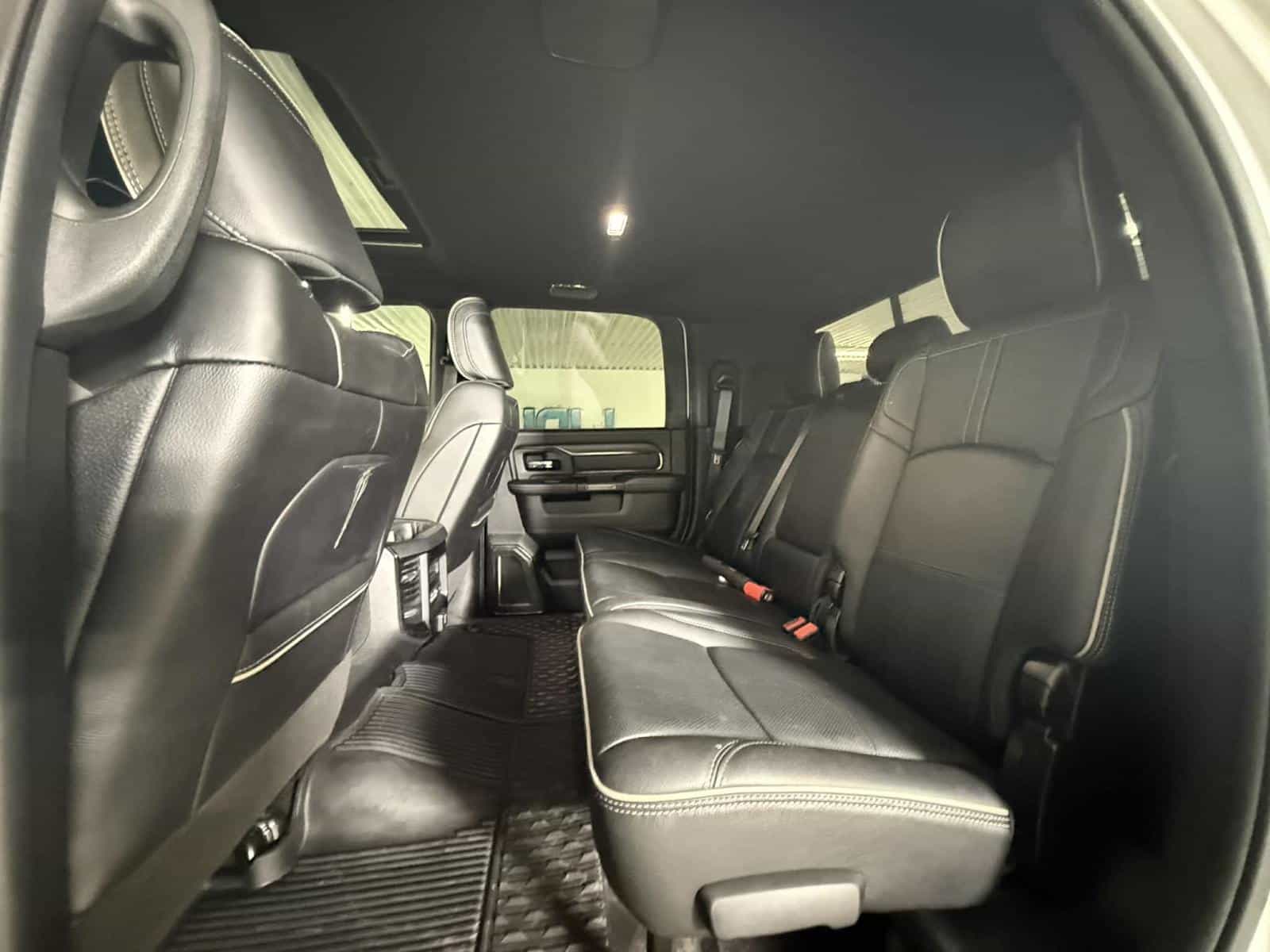 Image 9 RAM 2500 Limited 2024