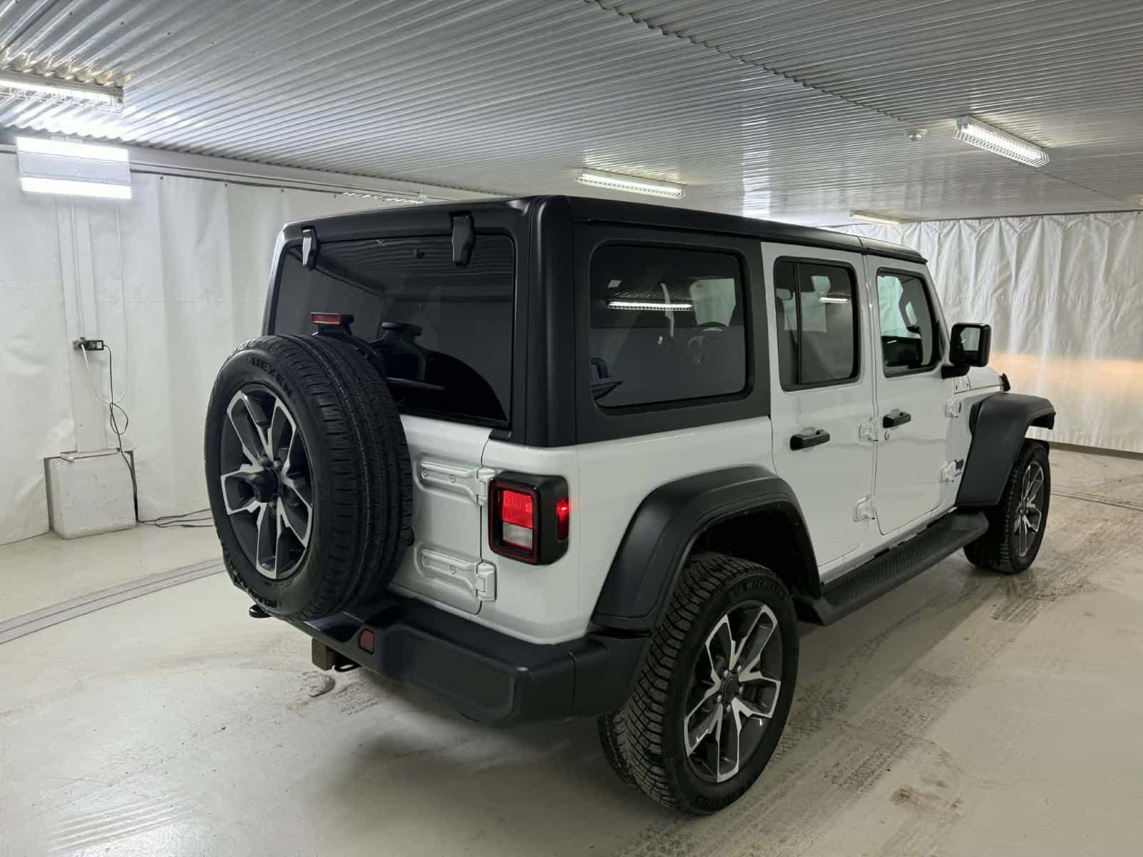 Image 6 Jeep Wrangler Sport S 2025